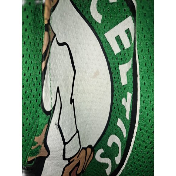 NBA Boston Celtics Mesh Drawstring Shorts Green L Fan Gear (Flaw) - Picture 6 of 6